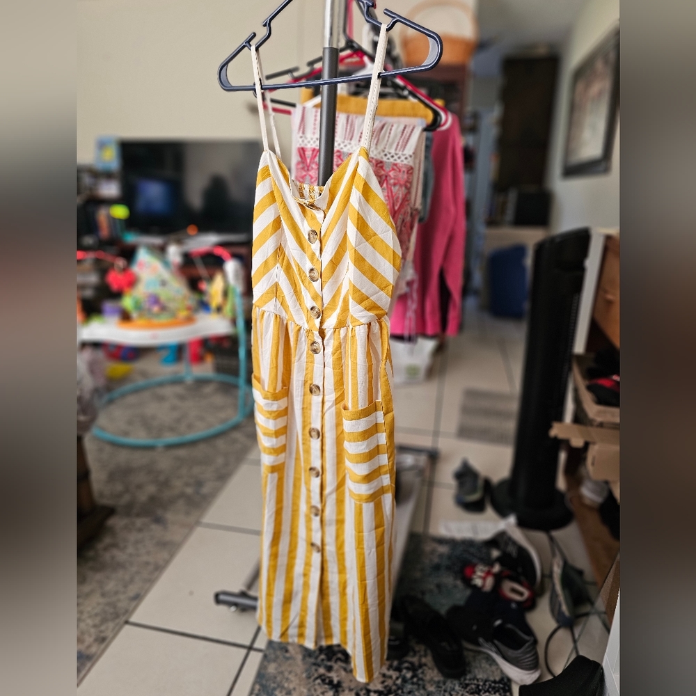 Midi dress mustard and ivory